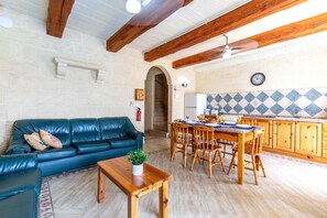 Villa | Living area | 30-inch TV with cable channels - Villa Ta Debora Sleeps 8 With Pool (Xaghra)