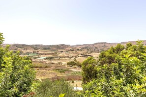 Villa | Property grounds - Ta Debora 3 Bedroom Villa With Private Pool (Xaghra)