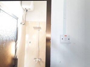 Cabin | Bathroom | Shower, towels, soap, toilet paper - Remarkable 10-bed Cottages in Bagamoyo (Bagamoyo)