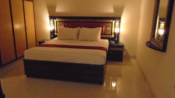 Standard Double or Twin Room, 1 Large Single Bed | Free WiFi