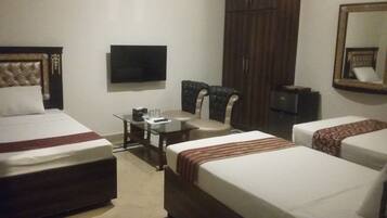 Standard Double or Twin Room, 1 Large Single Bed | Fan
