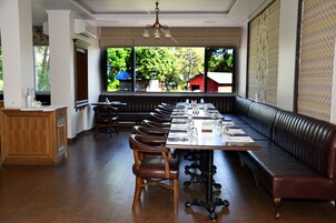 Daily local cuisine breakfast (INR 500 per person)