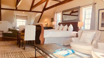 Deluxe Room, 1 King Bed, Ocean View (Room 6)