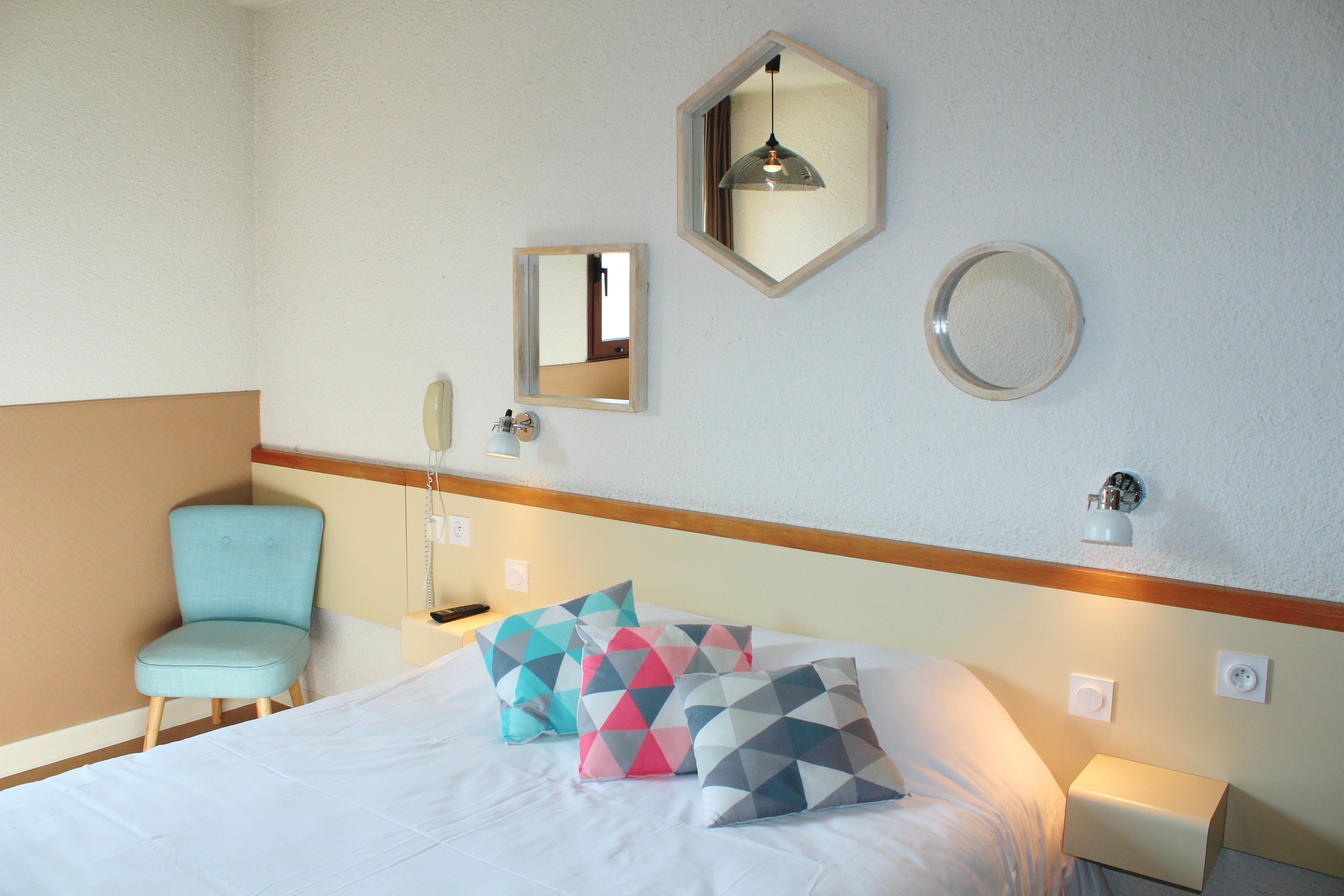 superior room, non smoking (confort plus) | individually decorated, individually furnished, desk, soundproofing