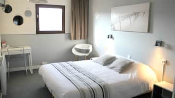 Superior kamer, niet-roken (Confort Plus) | 1 slaapkamer, individueel gedecoreerd, individueel gemeubileerd
