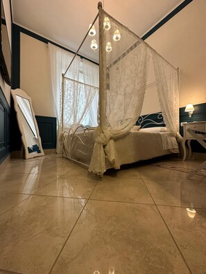 Kamar Bulan Madu | 1 kamar tidur, seprai premium, selimut bulu angsa, dan busa memori