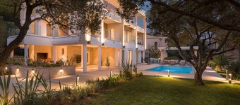 Villa 01 Apartments