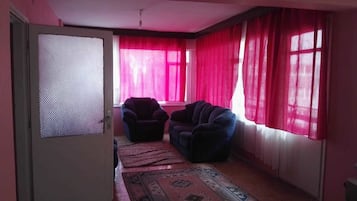 Appartement, 3 slaapkamers | Woonruimte | Televisie