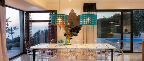 Biệt thự | Phòng ăn