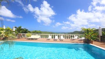 Outdoor pool, sun loungers