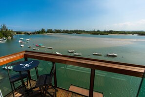 Suite Supérieure, 1 grand lit, vue mer | Vue de la chambre