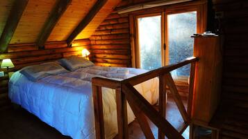 Cottage, Beberapa Tempat Tidur | 1 kamar tidur, meja kerja, dan seprai linen