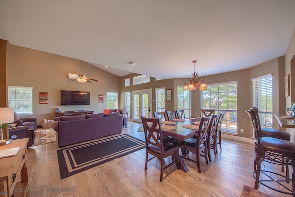 House, 4 Bedrooms | Interior