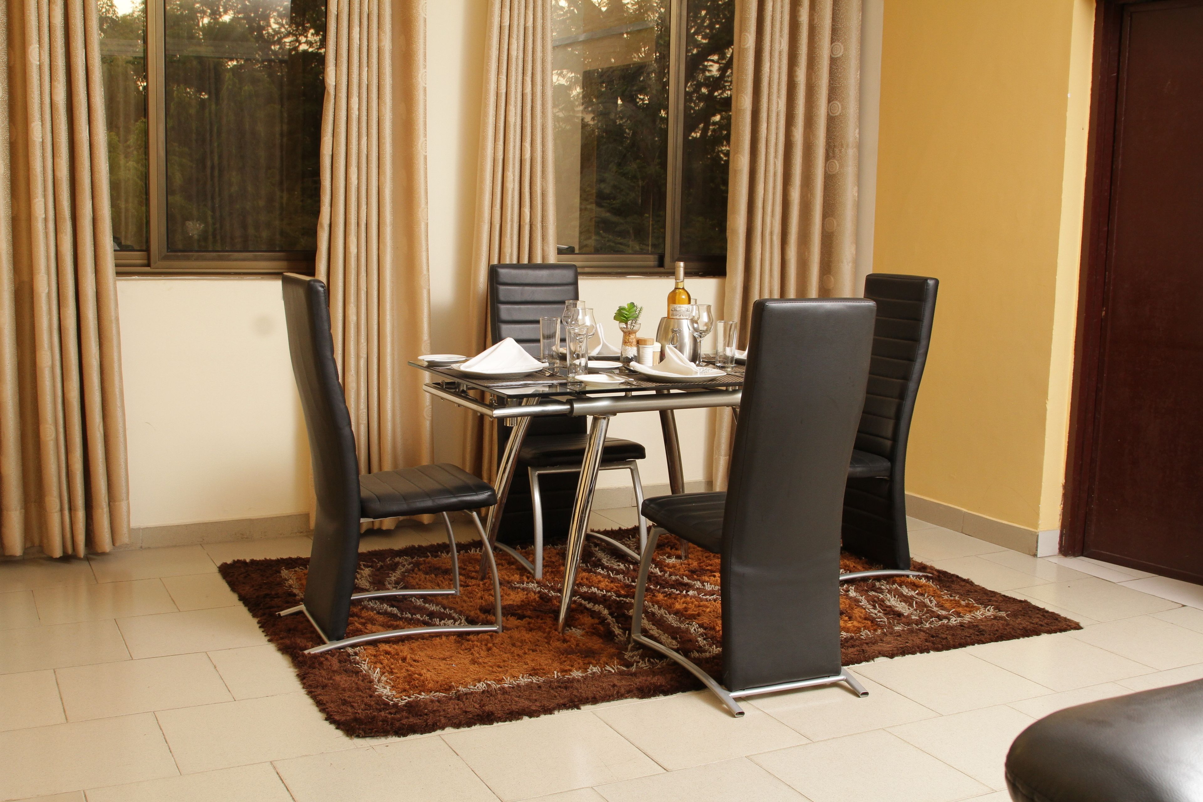 room service – dining