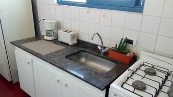 Apartemen, 2 kamar tidur | Dapur pribadi | Lemari es, microwave, oven, dan kompor