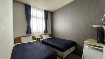 Iron/ironing board, free WiFi