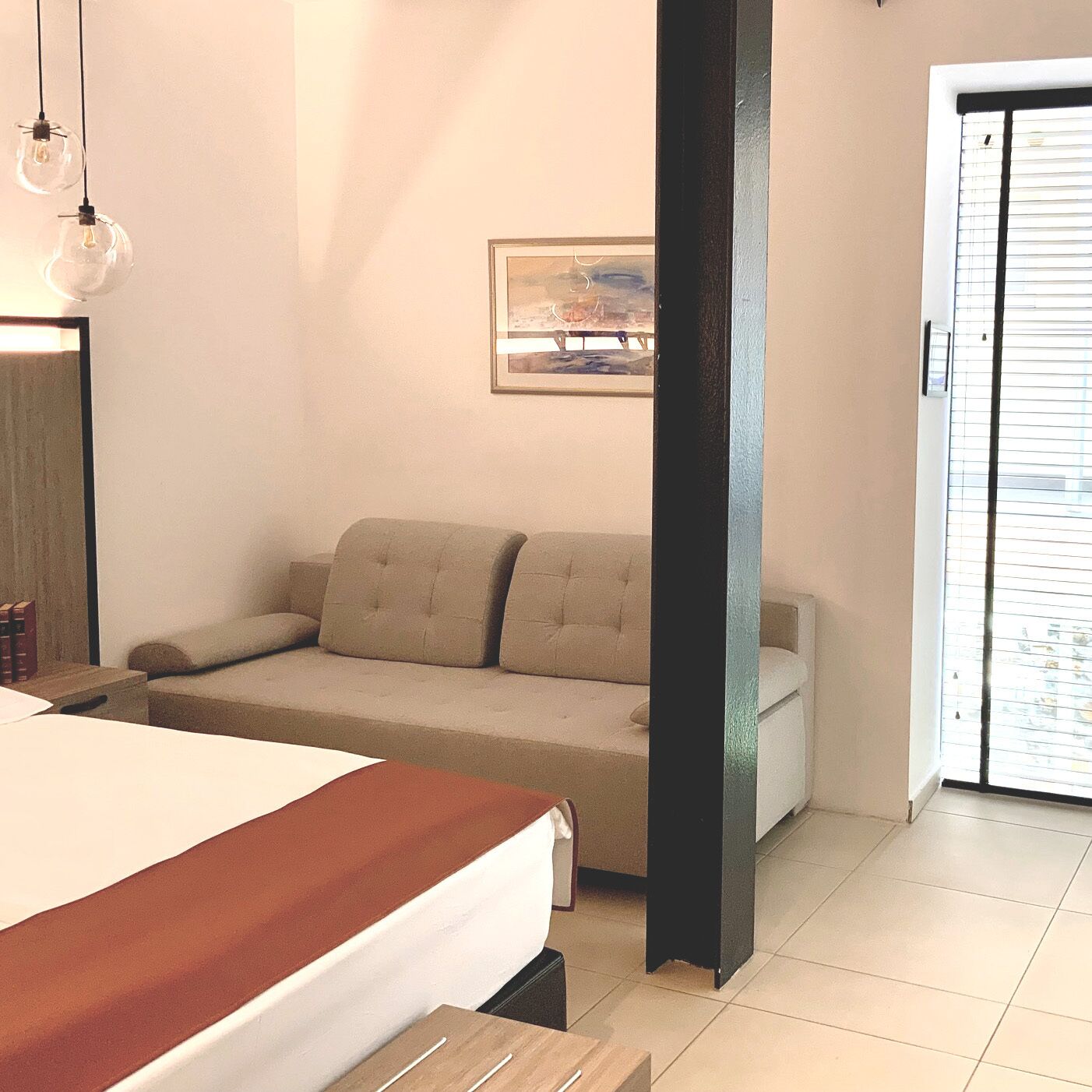 Egyptian cotton sheets, premium bedding, Tempur-Pedic beds, minibar