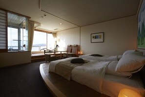 Twin Room with Fine-view Jacuzzi