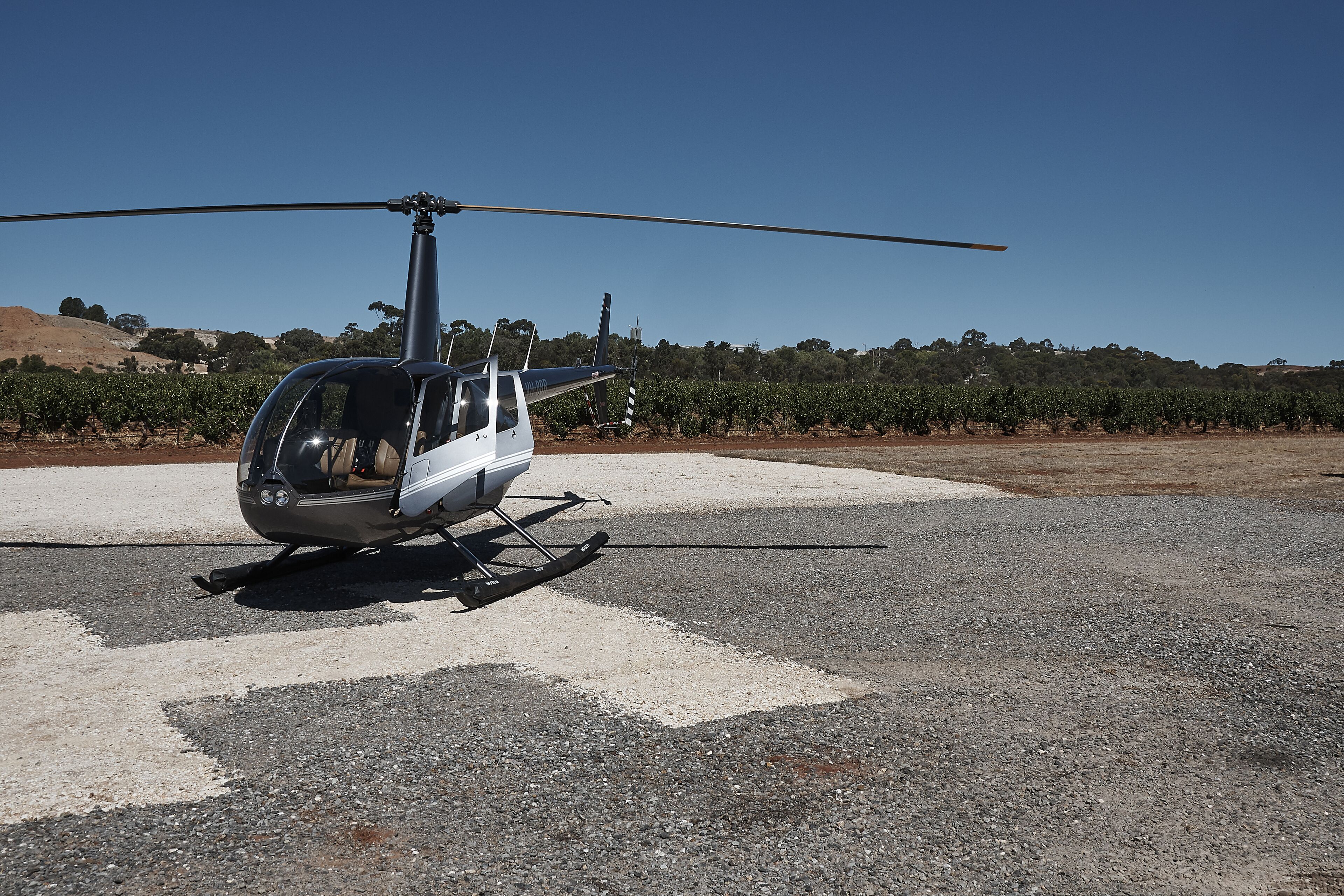 Tomfoolery Winegrower's Cottage — image 28