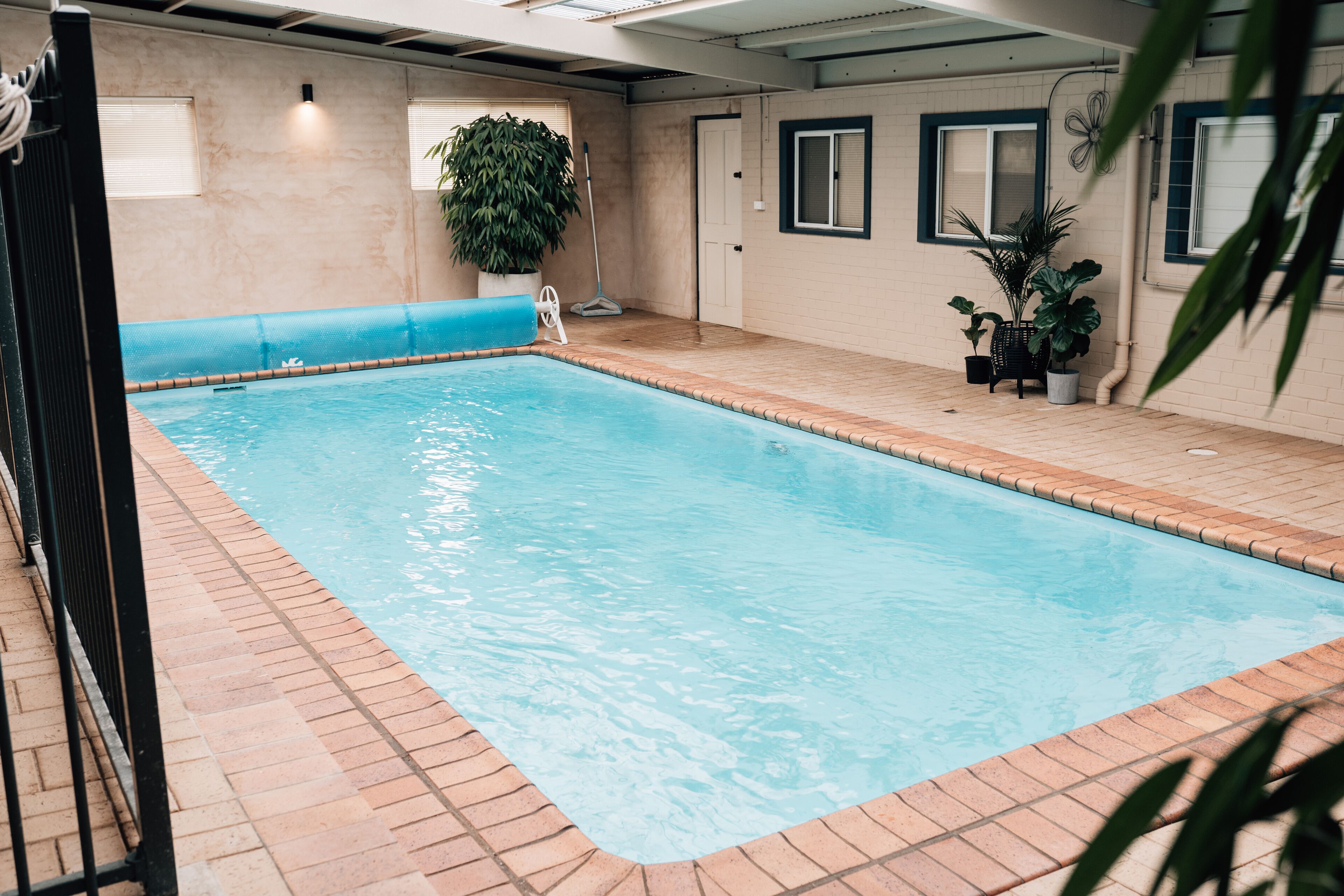 Tomfoolery Winegrower's Cottage — image 9