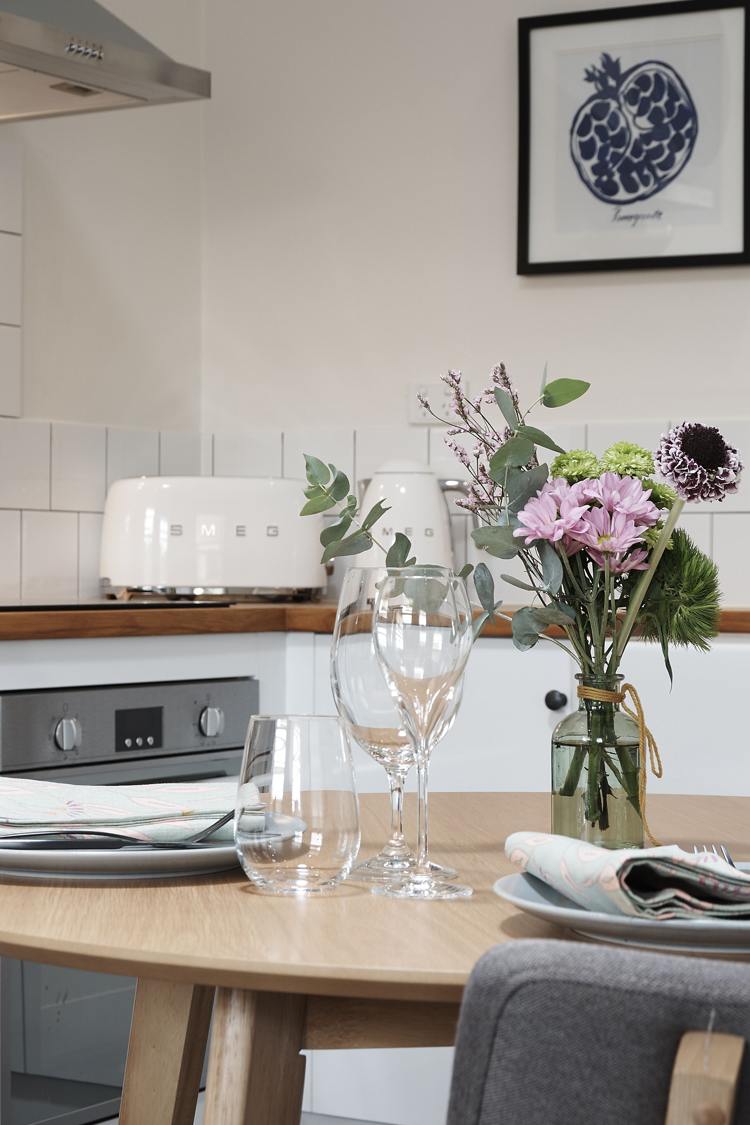 Tomfoolery Winegrower's Cottage — image 16