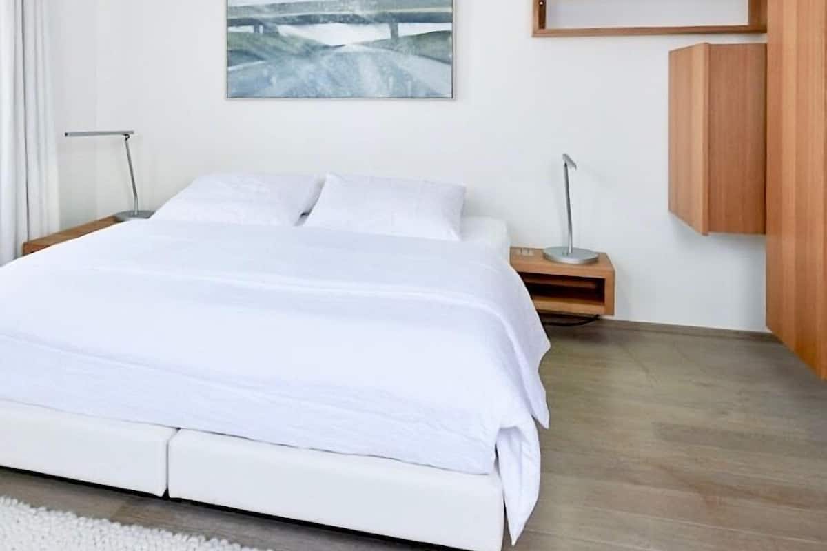 Room (2) | Individually decorated, individually furnished, soundproofing