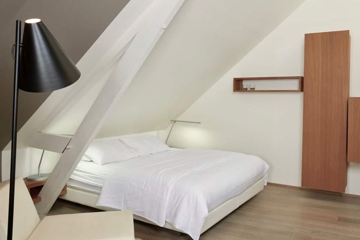 Room (5) | Individually decorated, individually furnished, soundproofing