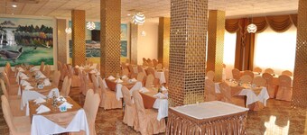 Royal Beach Hotel