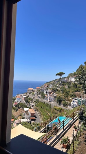 Minibar, in-room safe, desk, soundproofing - San Giacomo Relais (Furore)
