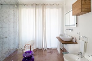 Villa, 3 Schlafzimmer | Badezimmer | Dusche, Regendusche, Haartrockner, Bidet