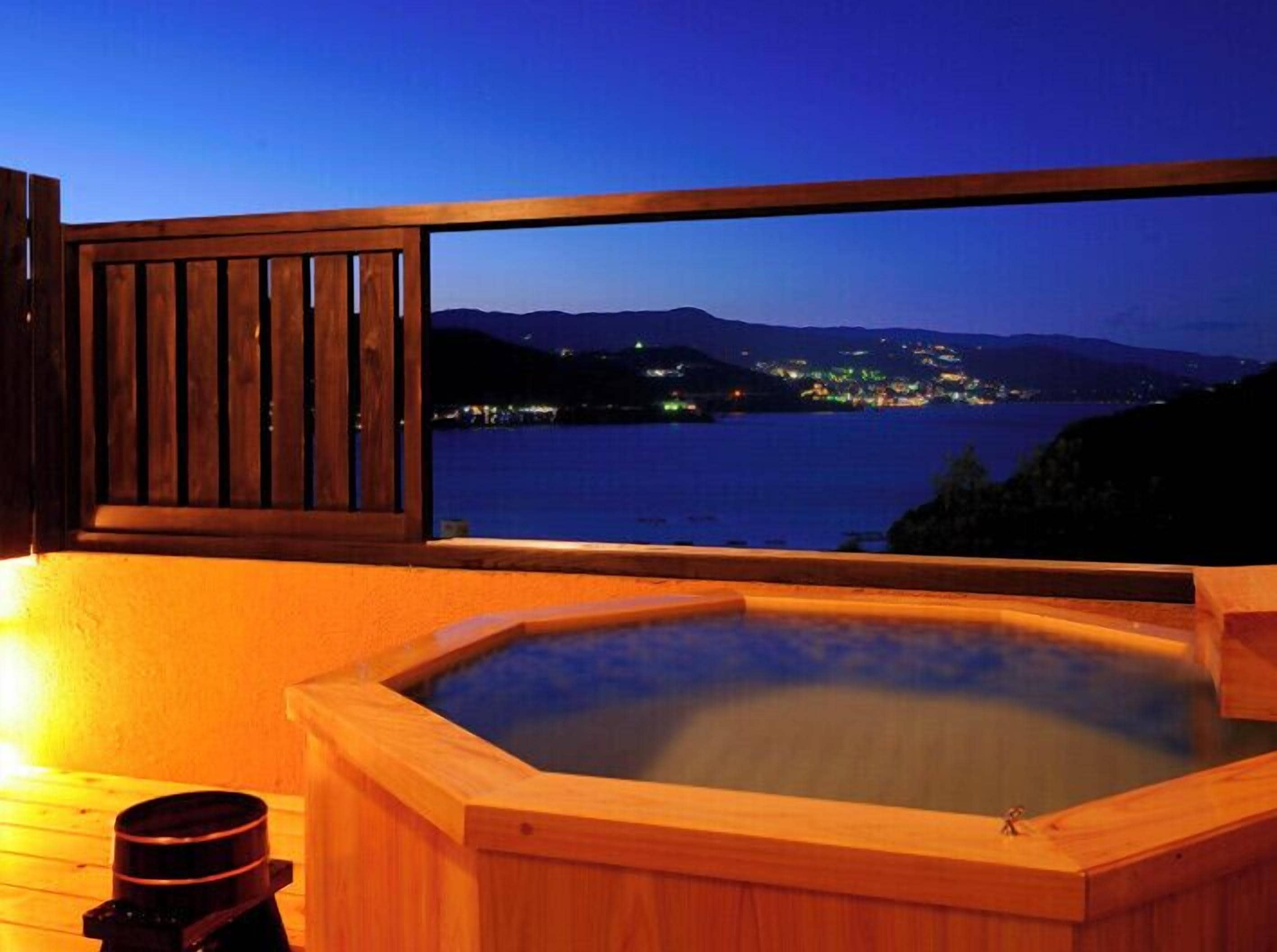 室外 Spa 池