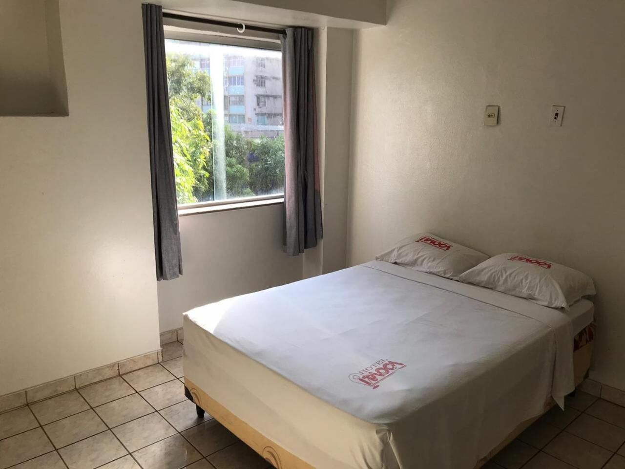 minibar, free wifi, bed sheets