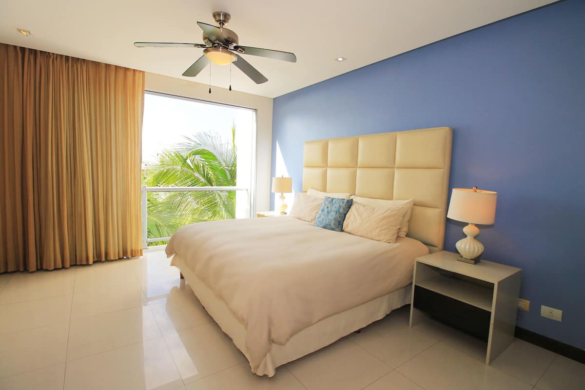 Family Apartment, 3 Bedrooms, City View | 2 bedrooms, down comforters, Select Comfort beds, in-room safe