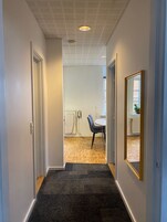 ฝักบัว, ผ้าเช็ดตัว