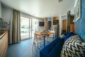 Premium Mobile Home, 2 Bedrooms, Terrace | Living area | Flat-screen TV, MP3 dock - Falkensteiner Premium Mobile Homes and Camping Zadar (Zadar)