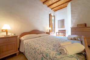 Standard Apartment, Private Bathroom, Garden View (Appartamento Pomelia) - Agriturismo Hibiscus (Ustica)