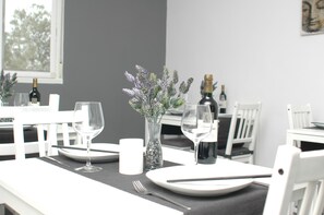 Restaurant - Jingtu Wellness & Spa Resort (Comares)