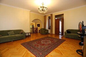 Pintu masuk interior