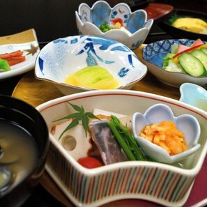 Unclassified image, 3 of 84, button - Ryokan Yunokawa Onsen Shoen (Izumo)