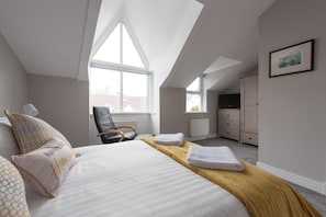Soundproofing, iron/ironing board, free WiFi, bed sheets