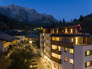 Front of property – evening/night - The Peak Hochkönig (Dienten am Hochkoenig)
