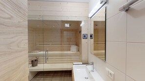 Premium-Apartment, Bergblick (Top 7) | Badezimmer