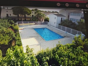 Outdoor pool - 2 minutes from Cap d'Agde naturist village. (Agde)
