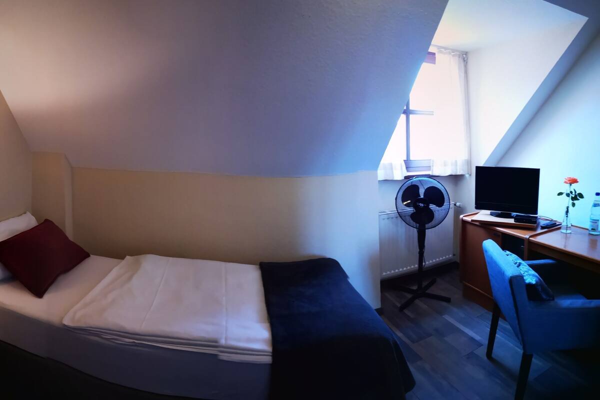 Habitación individual | Escritorio y wifi gratis