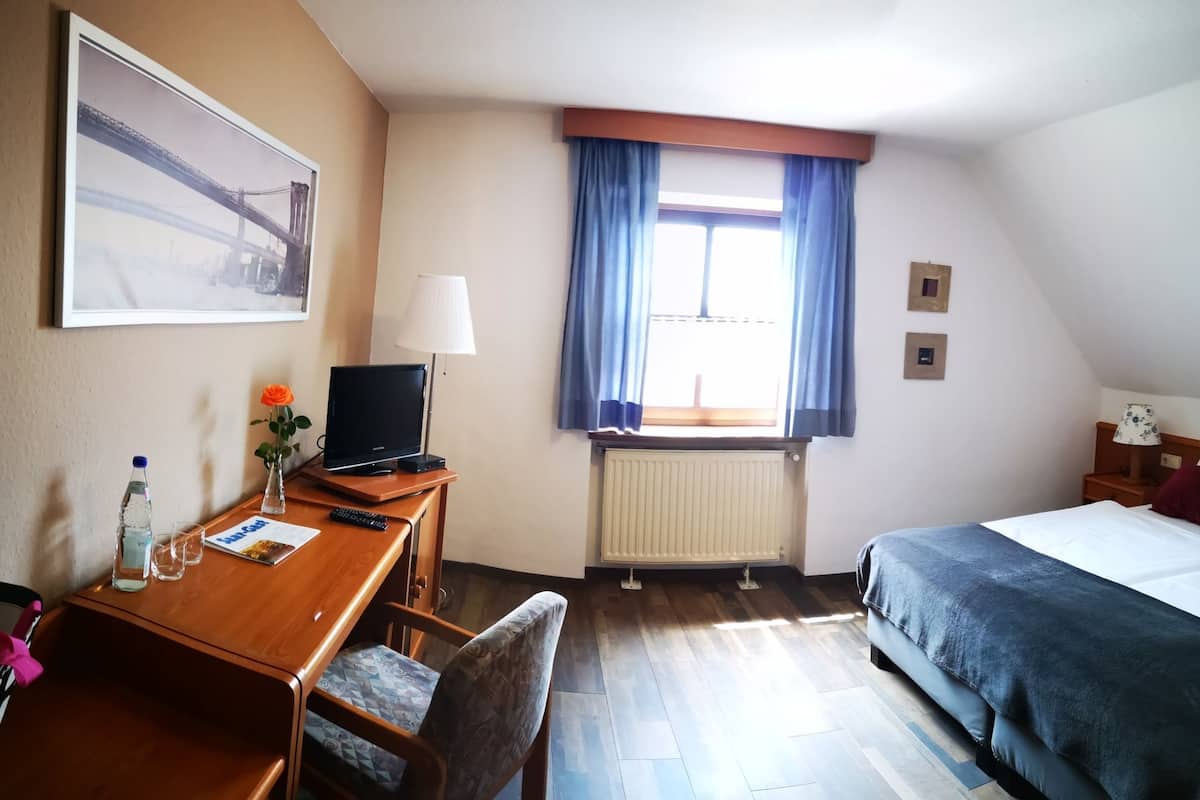 Escritorio y wifi gratis