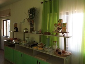 Petit déjeuner continental compris tous les jours