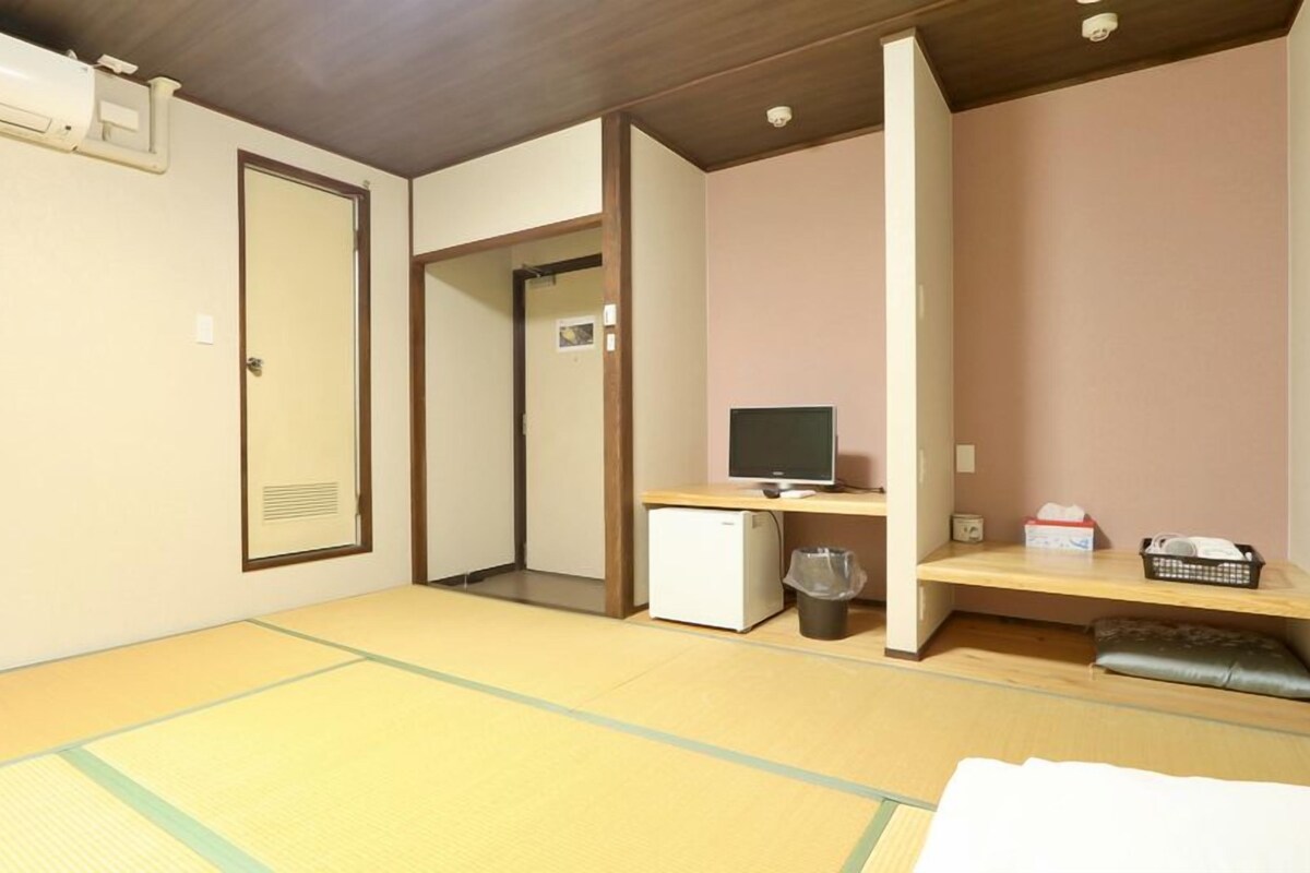 Japanese-style Room