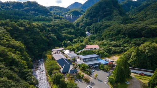 Geyu Kogen Onsenkyo Bi No Yu Semi Onsen