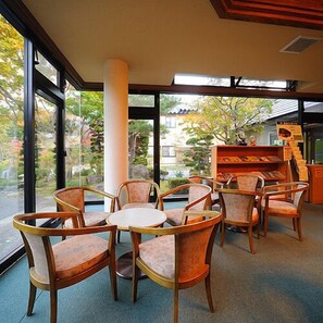 Dining - Geyu Kogen Onsenkyo Bi No Yu Semi Onsen (Kitakami)