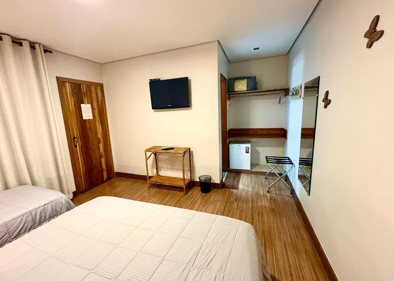 Standard Triple Room | Minibar, free WiFi, bed sheets